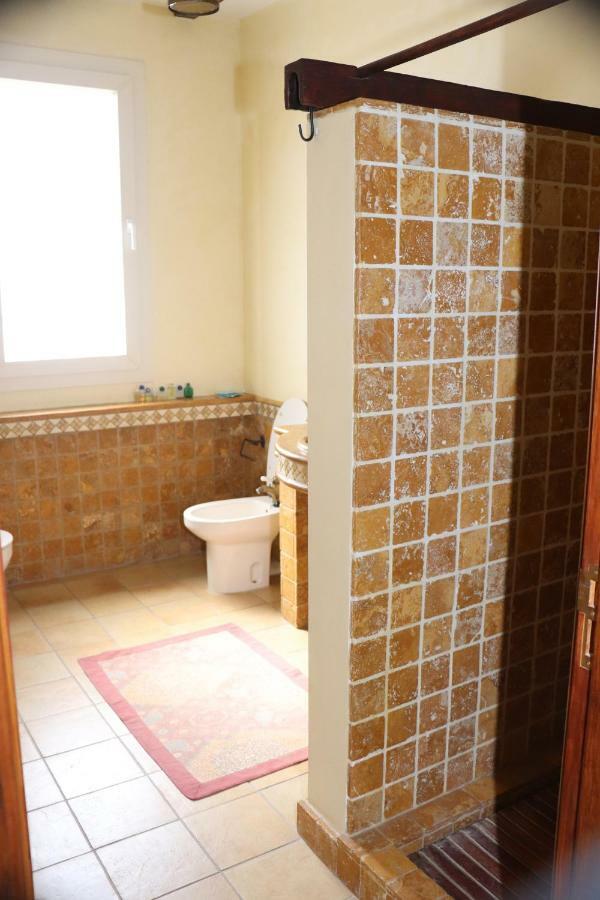Casa Del Artista Villa อาโรนา ภายนอก รูปภาพ