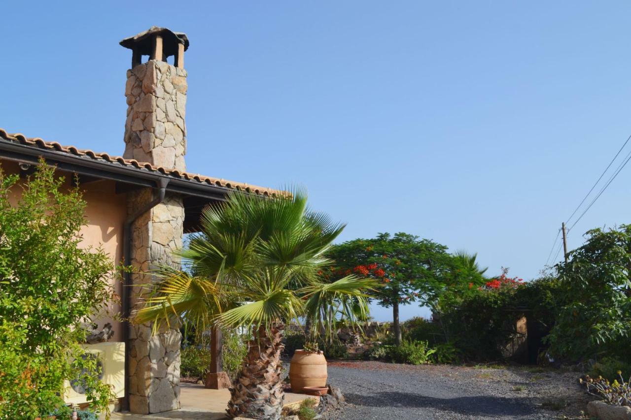 Casa Del Artista Villa อาโรนา ภายนอก รูปภาพ
