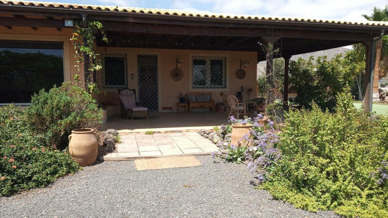 Casa Del Artista Villa อาโรนา ภายนอก รูปภาพ