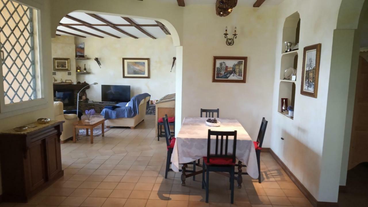 Casa Del Artista Villa อาโรนา ภายนอก รูปภาพ